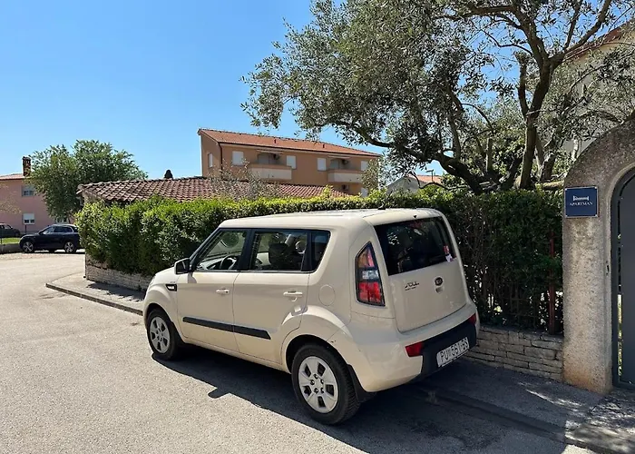 Lejlighed Mimoza Valbandon