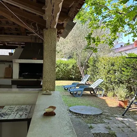 Mimoza Apartment