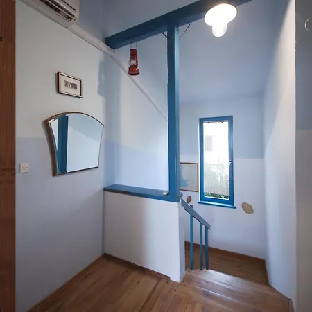 Apartment Mimoza *